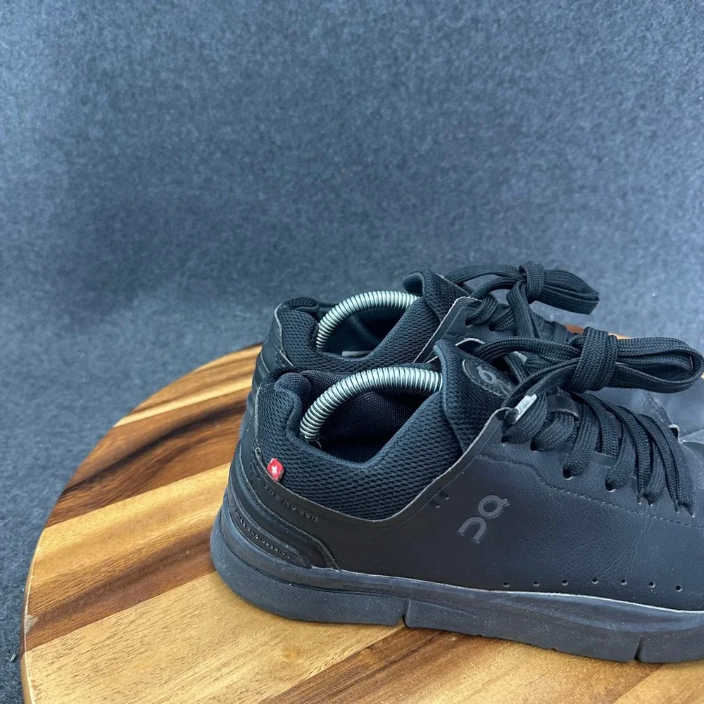 On Women's The Roger Advantage Tennis Size 7.5 Triple black Black 48.98103